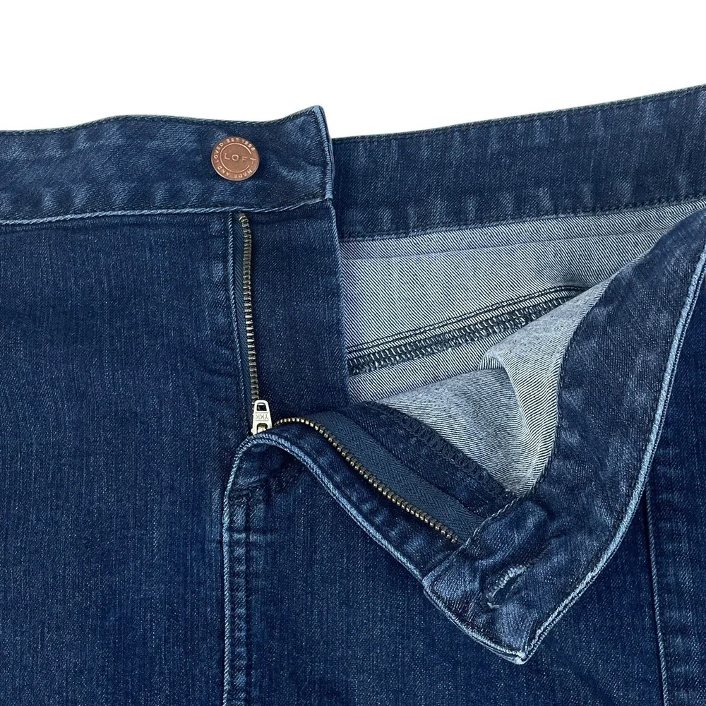 LOFT Plus Women's Denim‎ A-Line Skirt Size 16 Blue Stretch Jean Utility Pockets